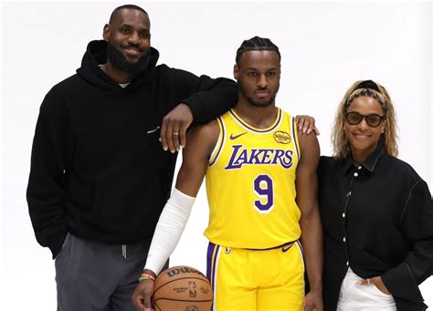 Lakers News: LeBron James Won't Let Bronny Call .